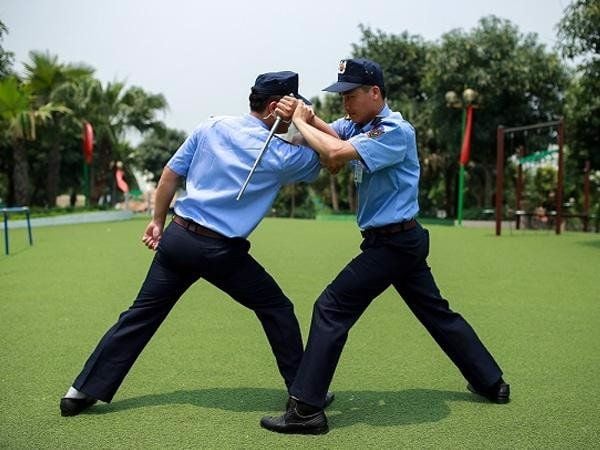 BẢO VỆ YẾU NHÂN